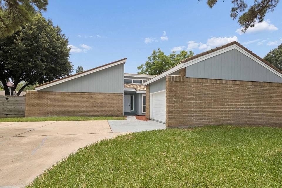 1st image of 3807 Saratoga Dr
