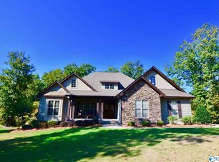 238 Oak Leaf Ln, Glencoe, AL 35905