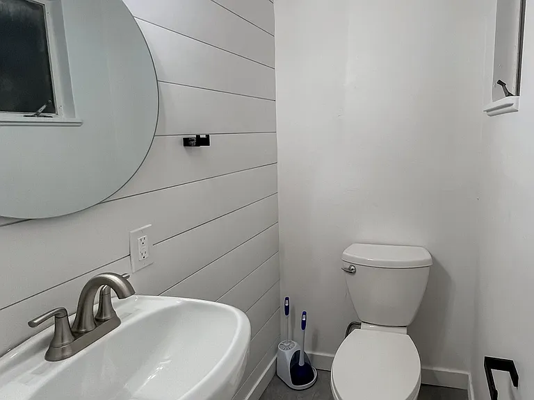 S 3080 W — Photo 2