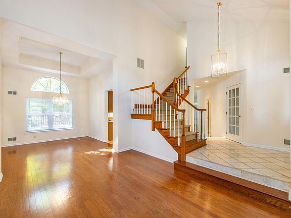 LIVING & DINING ROOMS