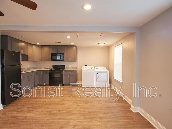 4th image of 4530 Urquhart St