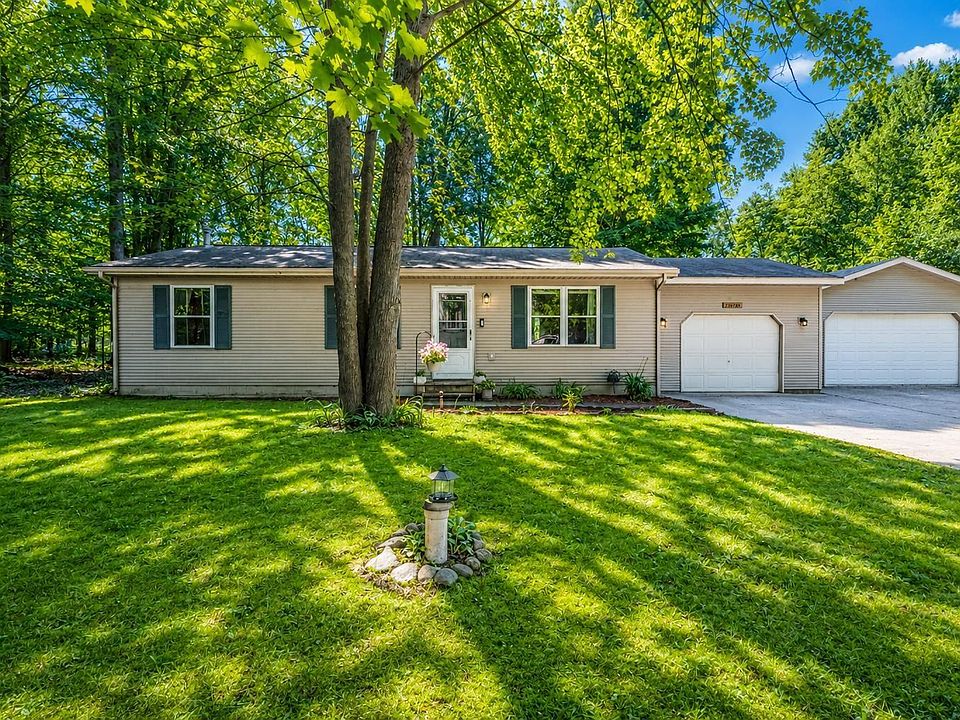 1st image of 20788 White Oak Dr