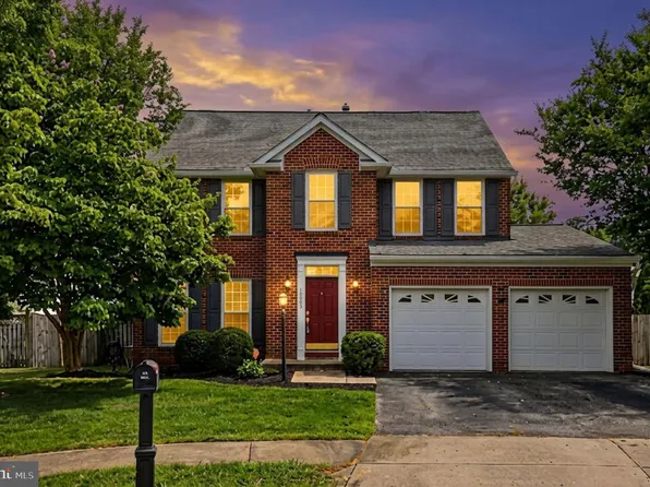 10003 Goose Pond Ct, Laurel, MD 20708
