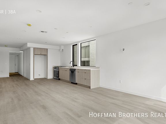 5th image of 3755 S Canfield Ave #302A