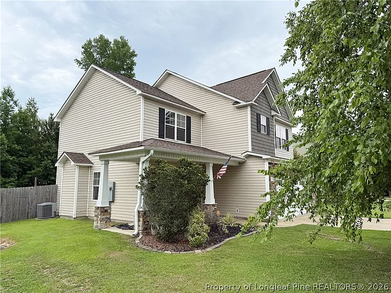 239 Boswell St — Photo 3