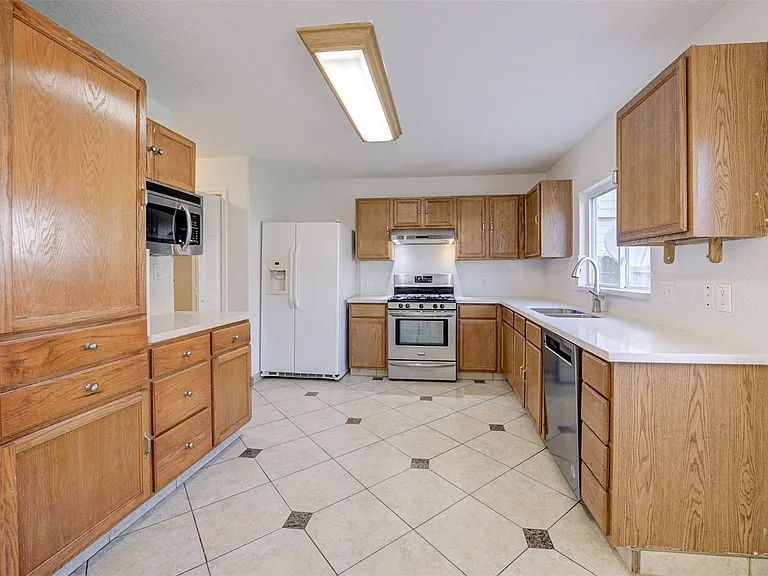 3118 Clipper Winds Way — Photo 7