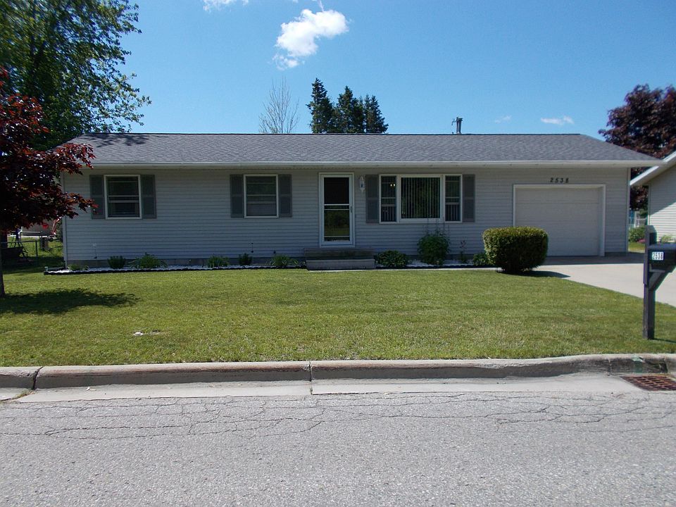 1st image of 2538 Ontario St