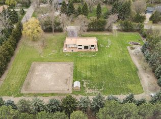 550 Glenwood Dr, Bismarck, ND 58504