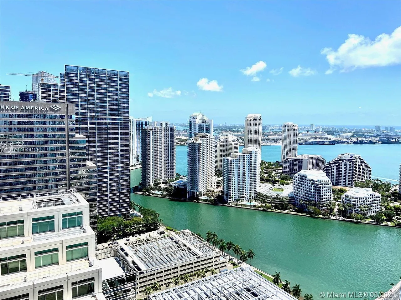 950 Brickell Bay Dr — Photo 1