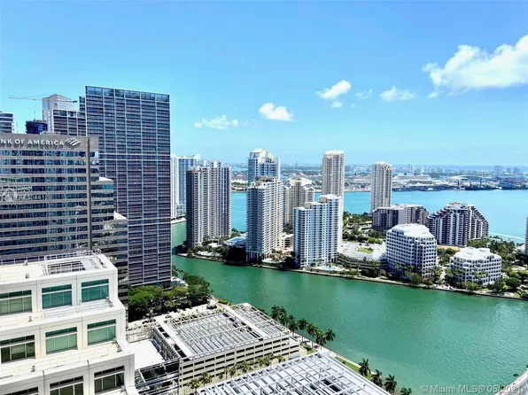 950 Brickell Bay Dr, Miami, FL