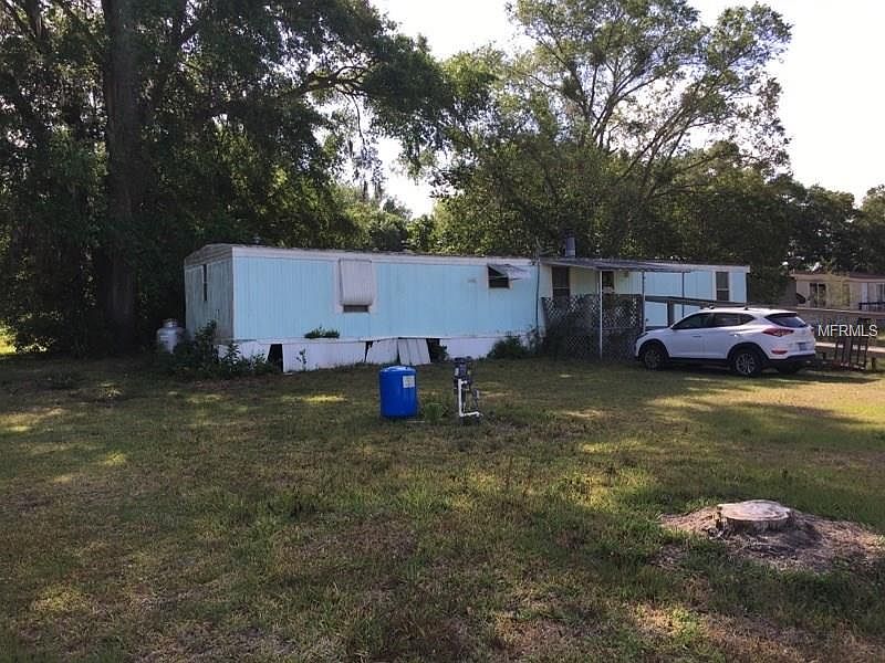 2nd image of 663 Shepard Rd
