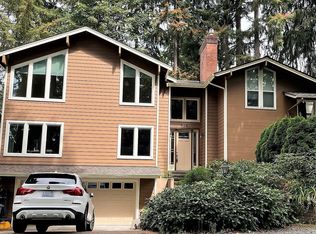 916 129th Pl NE, Bellevue, WA 98005