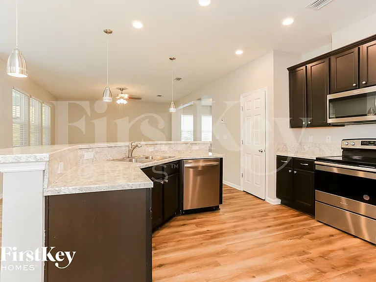 12680 Sheffield Walk Ln — Photo 7