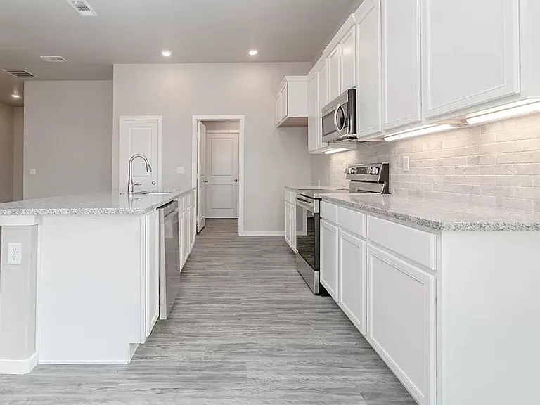 1912 Crescent Pl #1118 — Photo 6