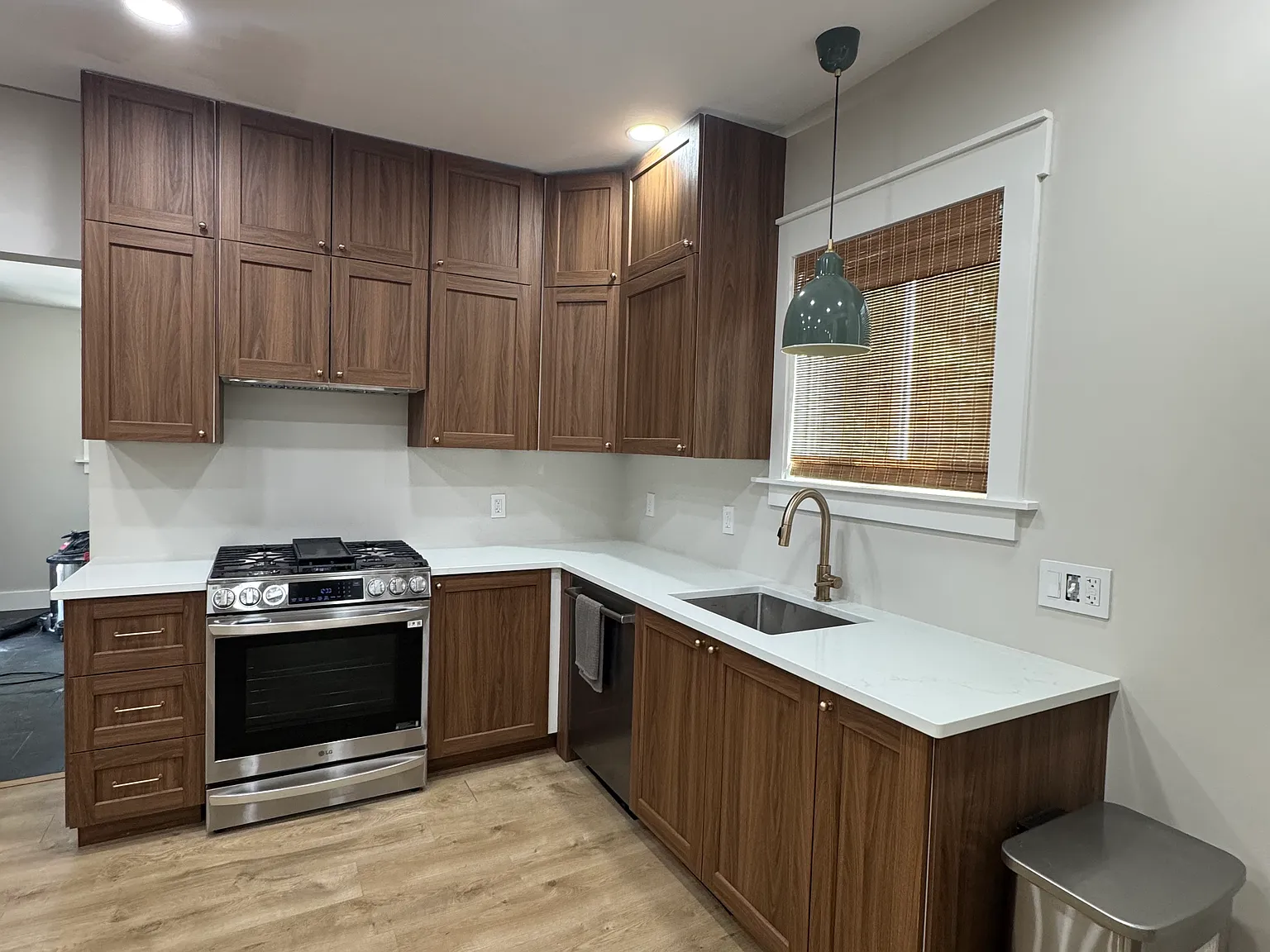 829 Pleasant Ave — Photo 4