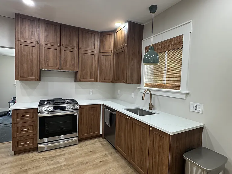 Pleasant Ave — Photo 4