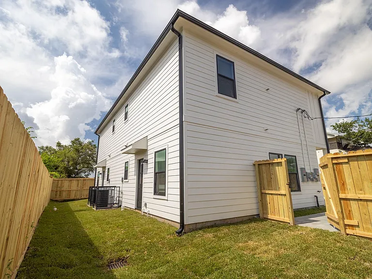 5036 Mallow St #A — Photo 36