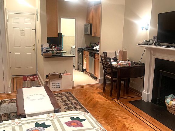 5th image of 312 W 78th St #4F