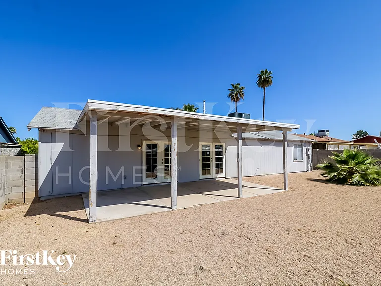 3733 E Eugie Ave — Photo 15