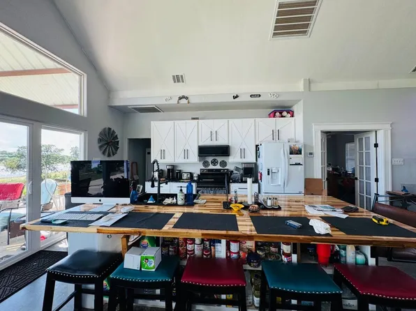 125 Overlook Dr, Cisco, TX 76437