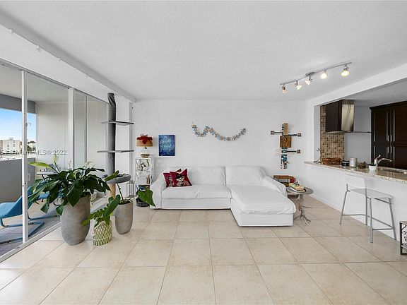 4th image of 7545 E Treasure Dr APT 8C