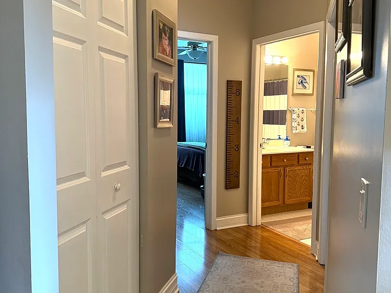 1153 E Cambria Ln S — Photo 10