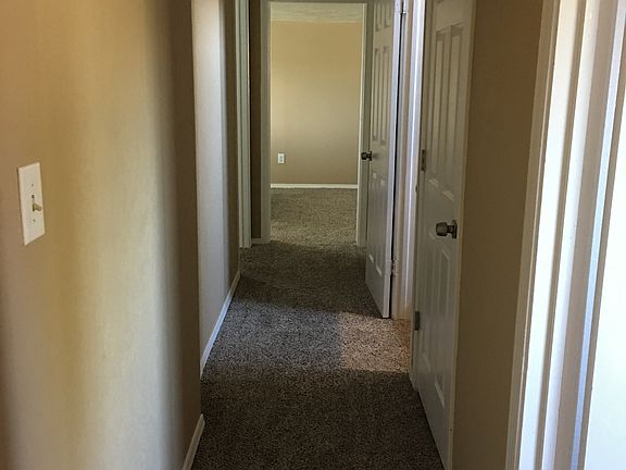 5th image of 3206 S Larkin Way