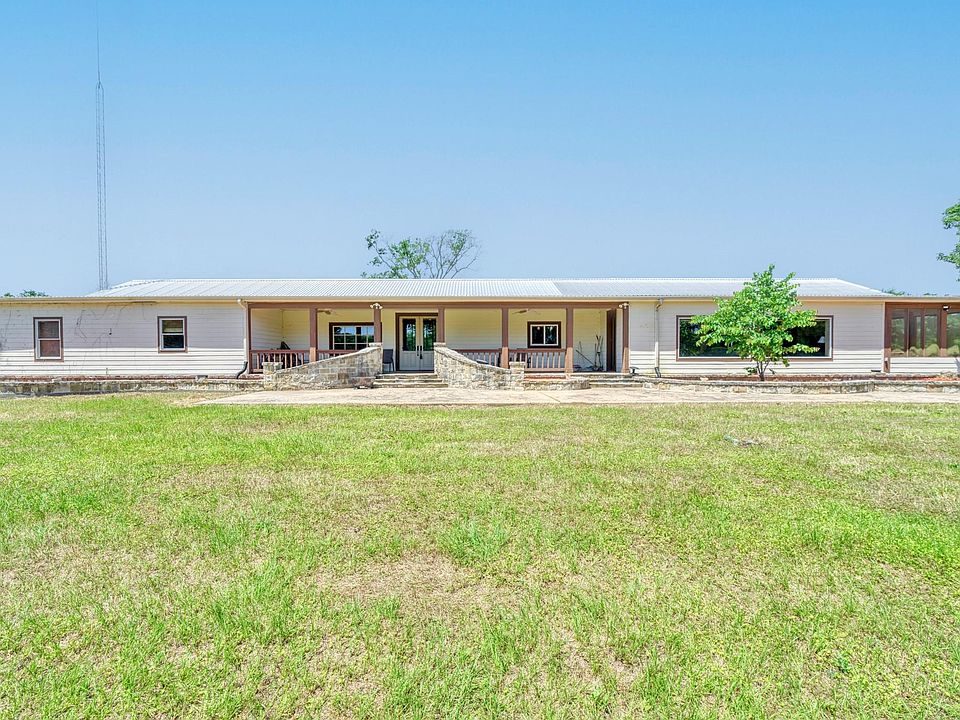 1st image of 4442 Poteet Rd