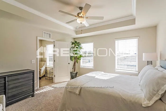 960 Juniper Ln — Photo 10