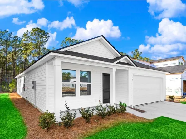 524 Runaway Train Dr, Loris, SC 29569