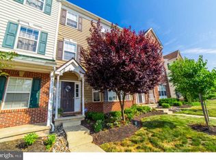 2034 Berkeley Dr, Pennsburg, PA 18073