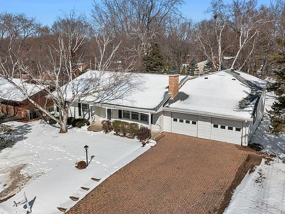 2nd image of 10000 Maple Cir