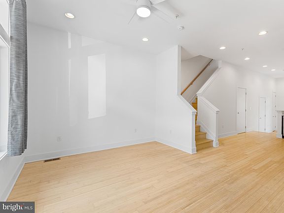 4th image of 919 N 5th St Unit 3