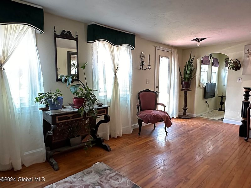 5th image of 7 Lamb Street