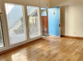 1909 N Beachwood Dr APT 5, Los Angeles, CA 90068