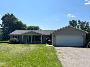 1671 W Valley Rd, Adrian, MI 49221