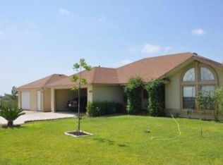 106 Shadow Mountain Dr, Del Rio, TX 78840