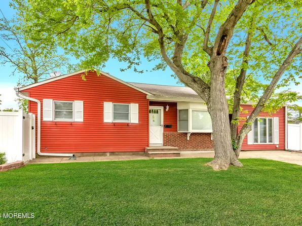 4 Fairview Lane, Hazlet, NJ 07730