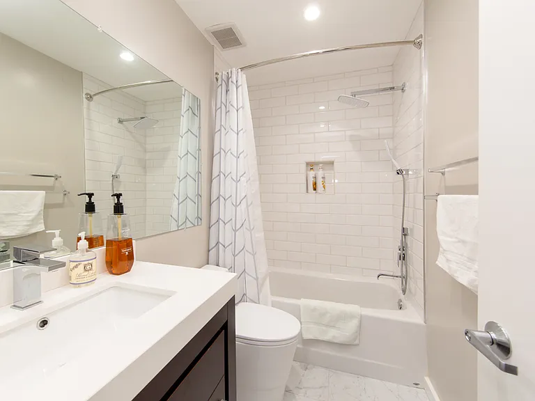 1326 Utah St #1 — Photo 4