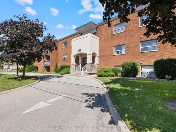 242 Oakdale Ave #109, Saint Catharines, ON L2P 3K5