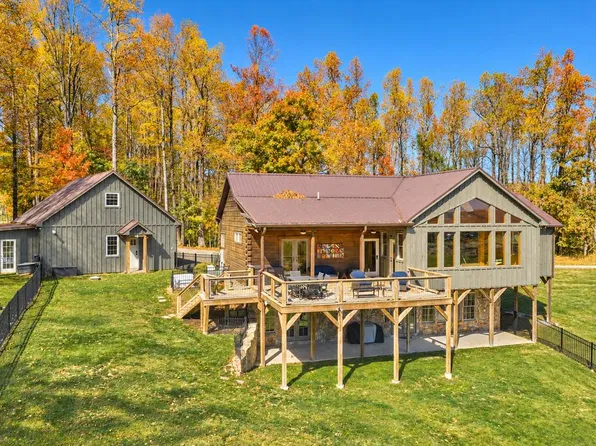 316 Snow Mountain Ln, Fancy Gap, VA 24328