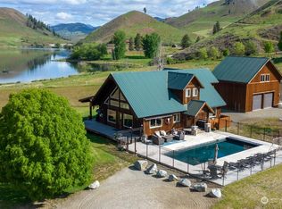 156 Davis Lake Rd, Winthrop, WA 98862