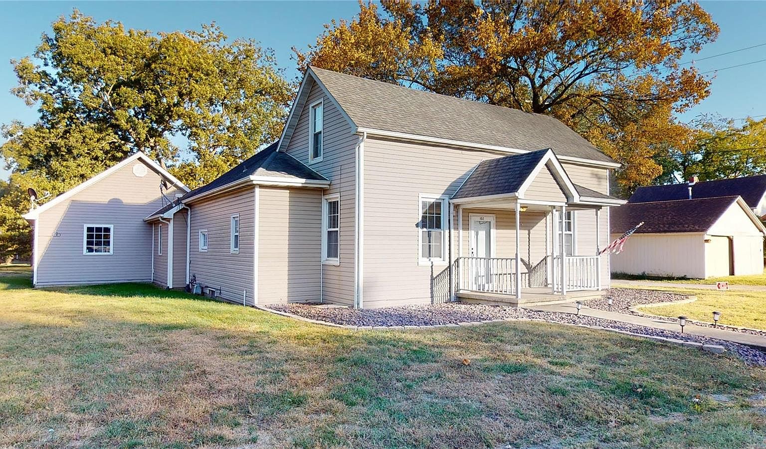 102 S Washington St, Bartelso, IL 62218 Zillow