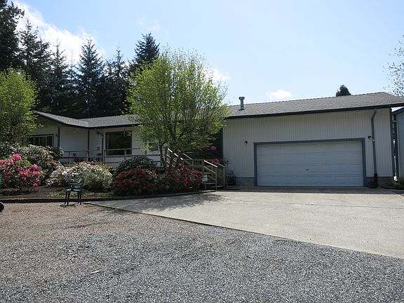 2nd image of 16207 Snohomish Ave
