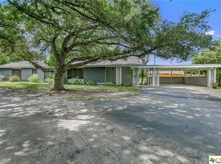 3 Jade Dr, Victoria, TX 77904