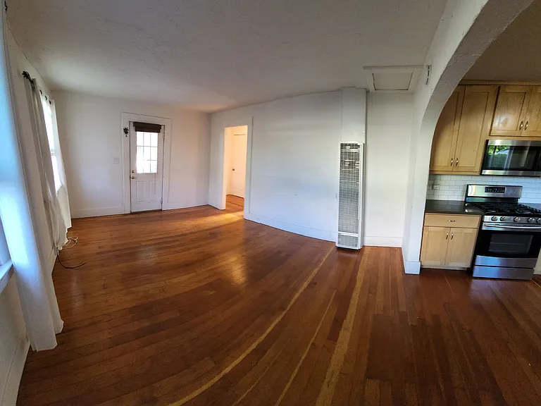 316 E Foothill Blvd — Photo 21