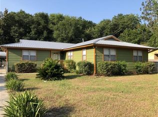 209 W Folsom St, Perry, FL 32348