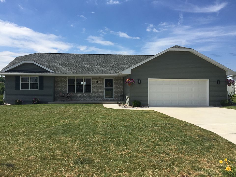 1st image of 370 Charity Ln
