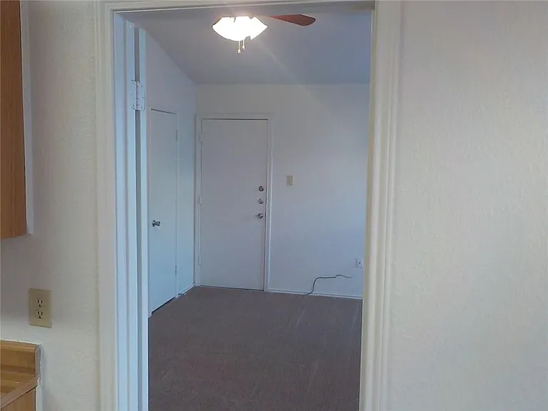 523 Cutty Trl #A — Photo 6