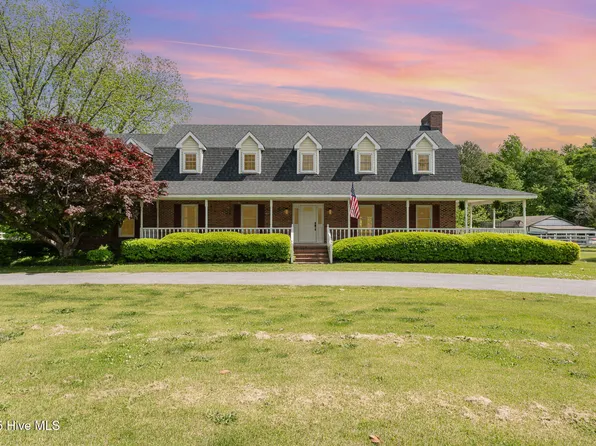 836 Perkins Road NW, Pikeville, NC 27863